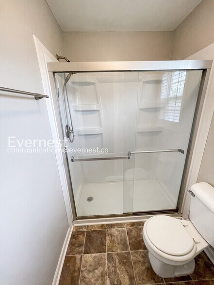 Building Photo - 1035 Summerhaven Rd