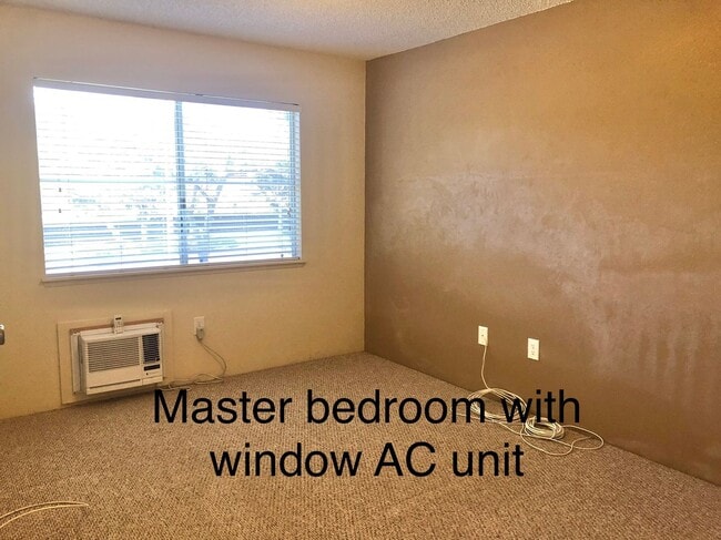 Building Photo - Northpointe - 2 bedroom, 2 bath, 2 pkg  up...