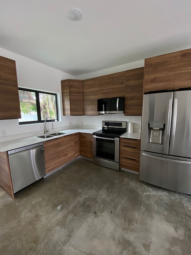 Building Photo - 2146 NW 69th Terrace