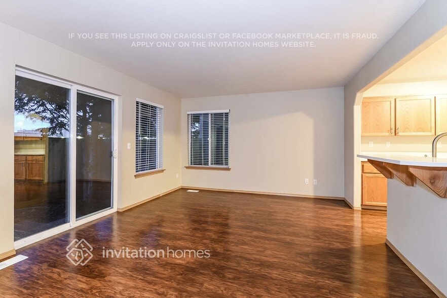 Building Photo - 17804 1st Ave Ct E