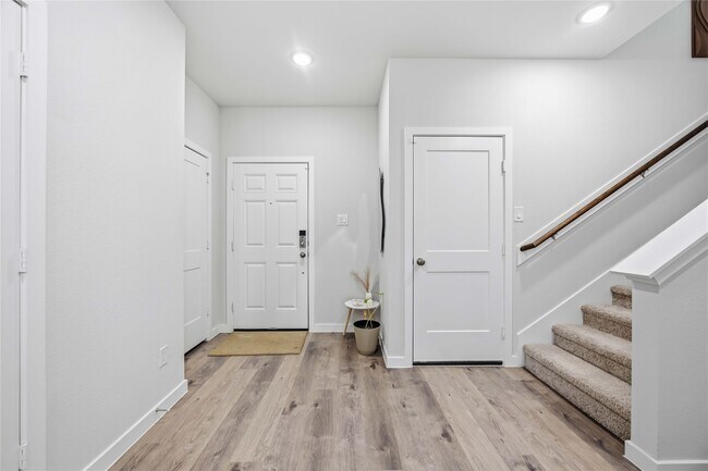 Building Photo - 11623 Prosperity Dr