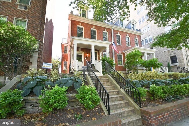 Building Photo - 2012 Kalorama Rd NW