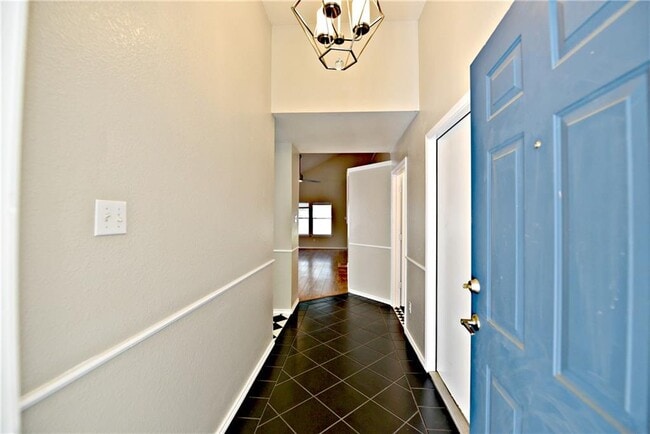 Building Photo - 8416 Alvin High Ln