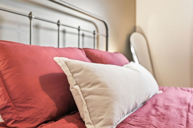 Building Photo - 185 Heights Ave