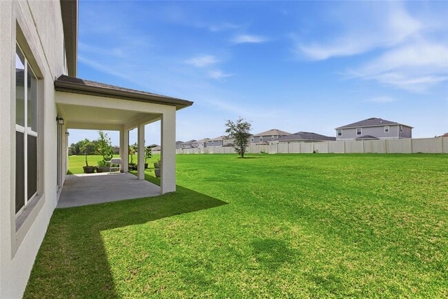 Building Photo - 9844 Cabernet Ave