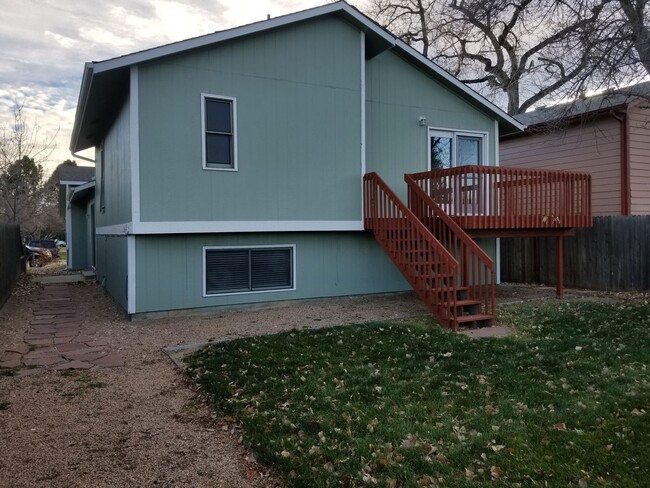 Building Photo - 4B/2B Home with Attached Garage in Longmon...