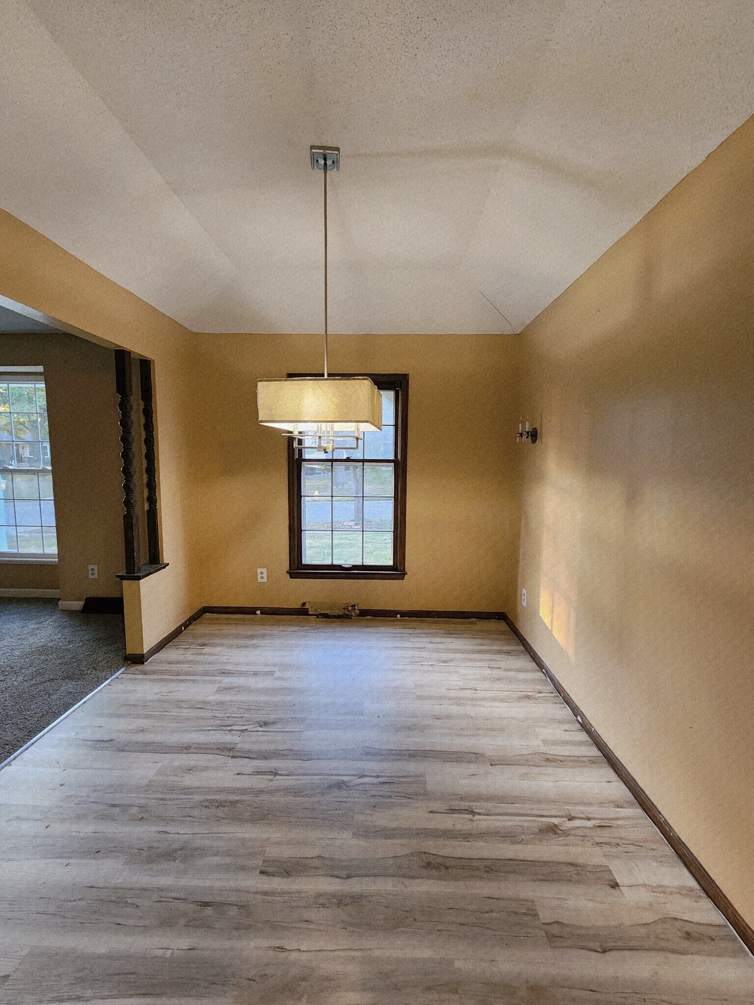 Dining Room - 7325 N Brooklyn Ave