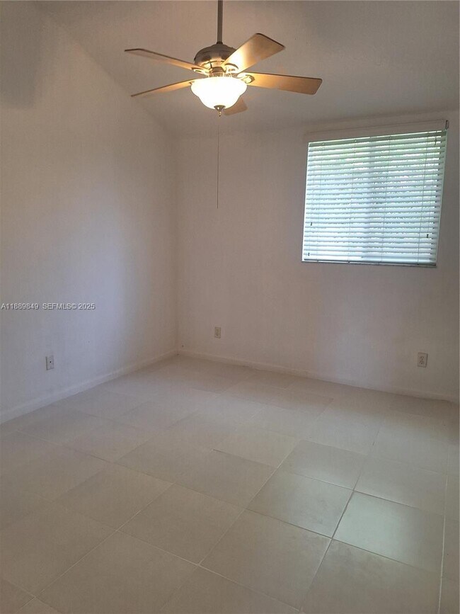 Building Photo - 6621 Winfield Blvd