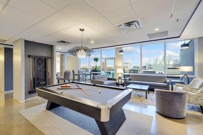 Building Photo - 730 N 4th St