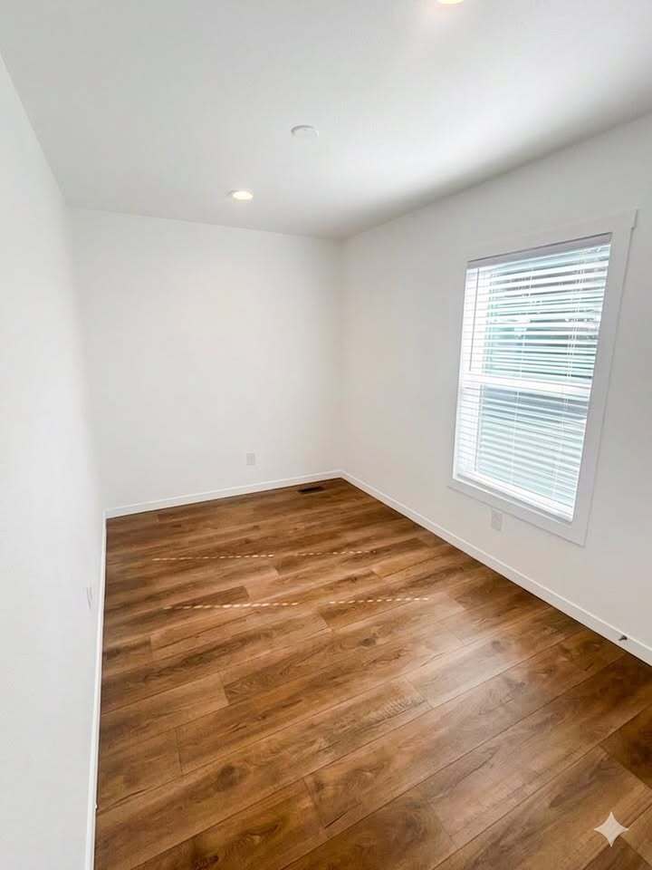 Building Photo - 2627 S Lamb Blvd