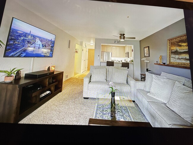 Building Photo - 146 Por La Mar Cir