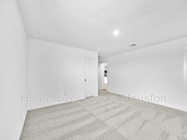 Building Photo - 452 Texas Pecan Dr