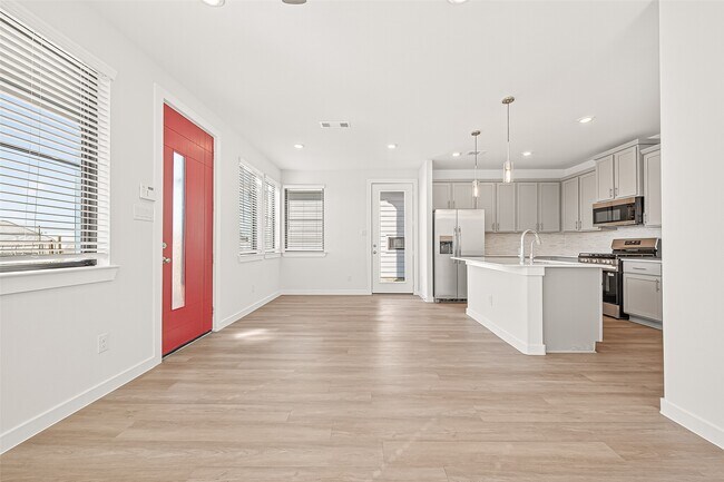 Building Photo - 3223 Loam Ln