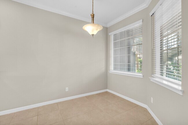 Building Photo - 9385 Pocida Ct