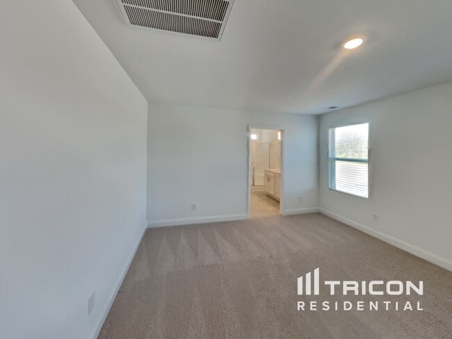 Building Photo - 292 Shayton Pass