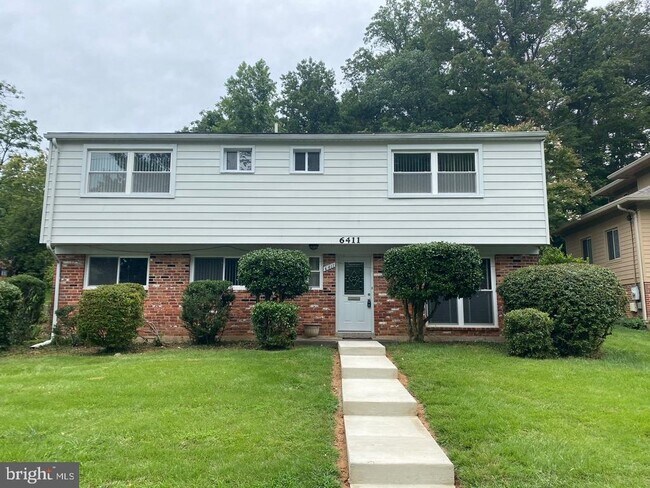 Building Photo - 6411 E Halbert Rd