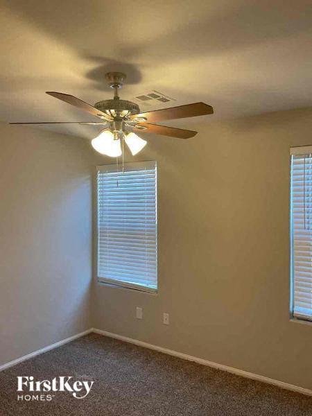 Building Photo - 6431 Kellyville Dr