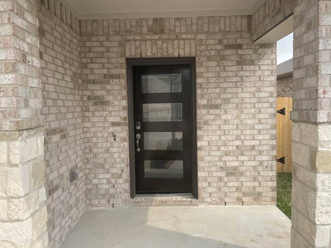 Building Photo - 5810 Fresh View Ct
