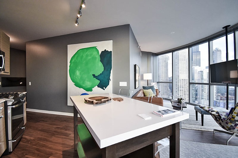 Building Photo - 17 S Halsted St