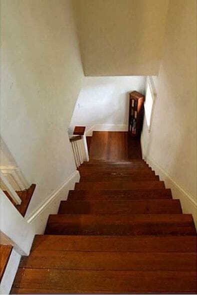 Building Photo - 182 Calla St