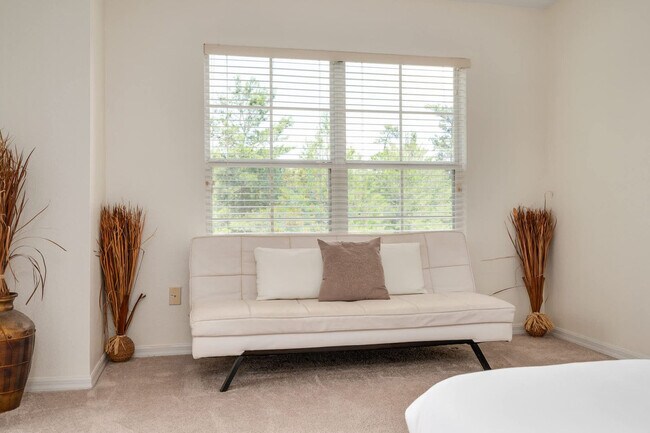 Building Photo - 835 Assembly Ct