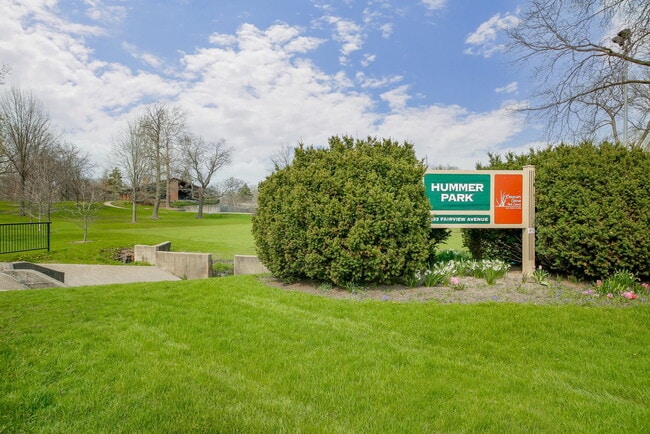 Building Photo - 5117 Fairview Ave