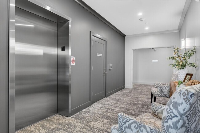 Building Photo - Gorgeous 2 Bed + Office | 2 Bath | 1,771 Sq Ft | Brand New Construction