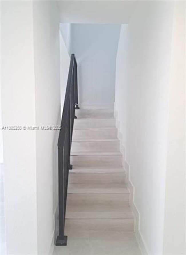 Building Photo - 1373 NW 1st St