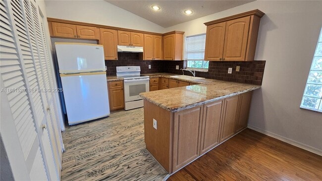 Building Photo - 3802 NW 122nd Terrace