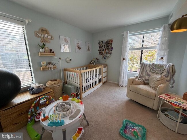 Building Photo - 403 Mountainview Dr