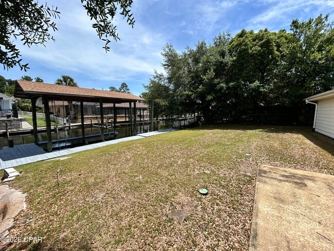 Building Photo - 205 Sunset Ln