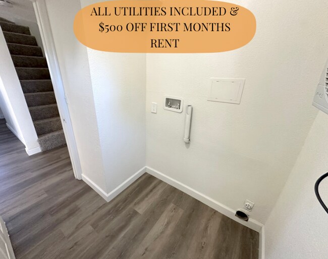 Building Photo - ALL UTILITIES INCLUDED, MOVE IN SPECIAL!  Sparks 2 bedroom, 2.5 bath - Available Now!!