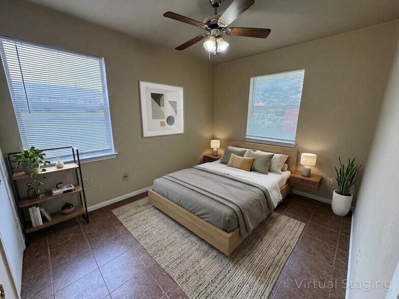 Building Photo - 310 W Washington Ave