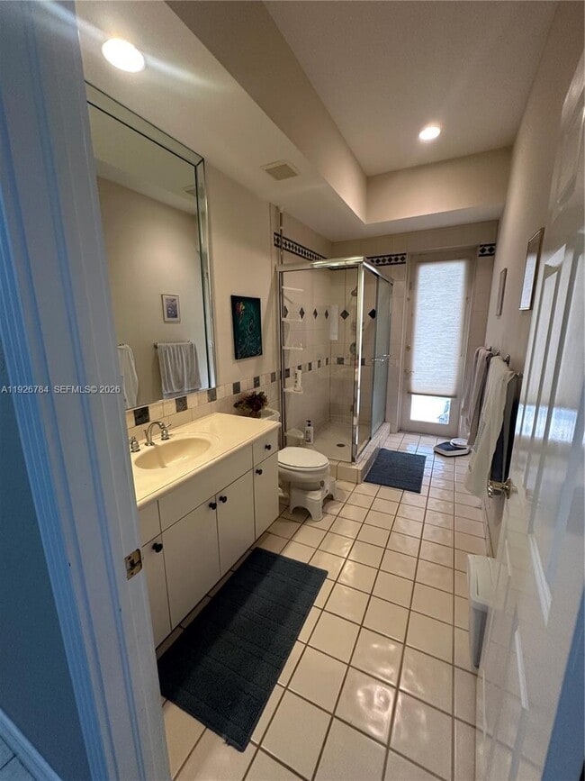 Building Photo - 15335 SW 80th Ave