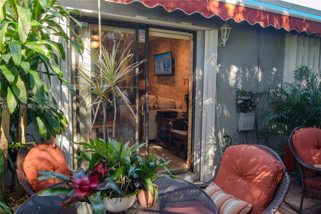 Building Photo - 8044 NW 41 Ct