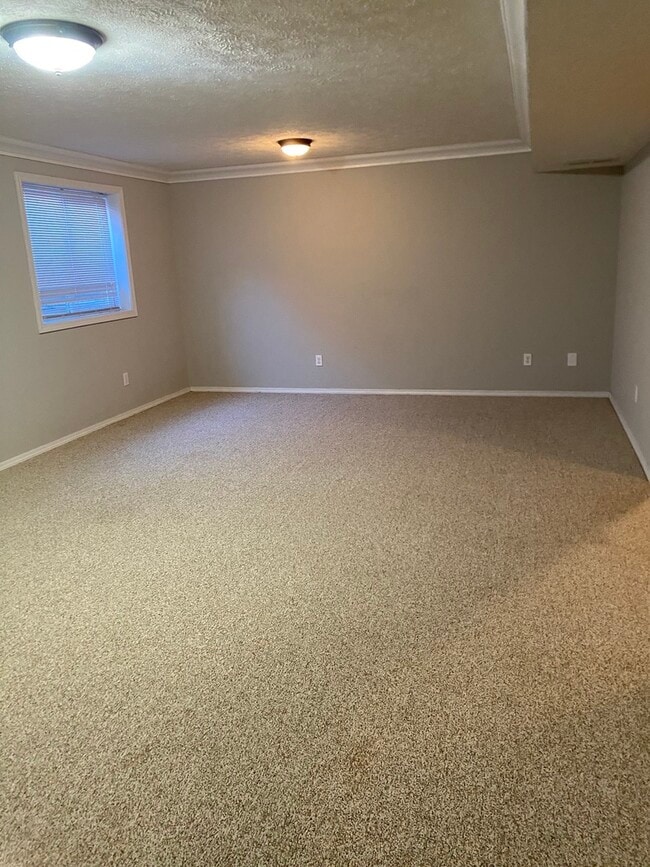 Building Photo - 1704 Sunrise Point