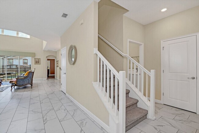 Building Photo - 1555 Flange Dr
