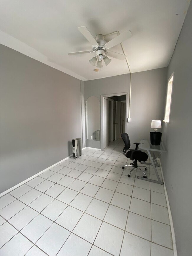 Building Photo - 5 Bed/3 Bath UC Rental Located on McMillan $750/pp ($3,875/mo)!