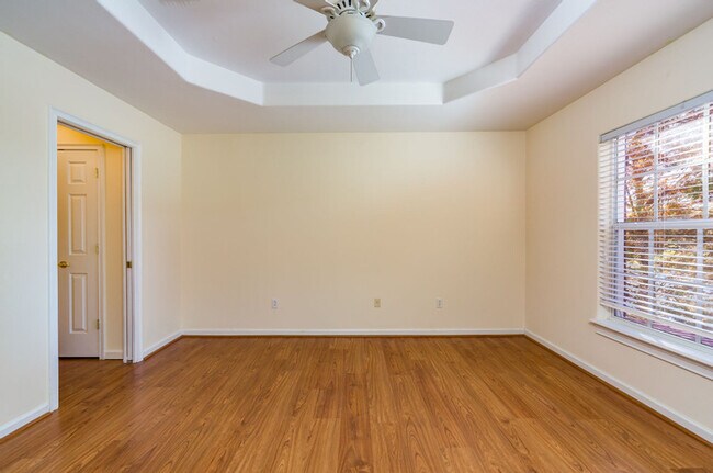 Building Photo - 10304 Saville Rowe Ln