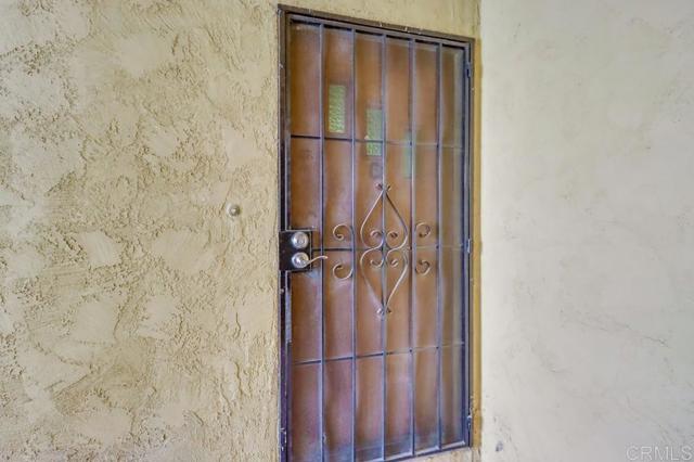 Building Photo - 617 Third Ave