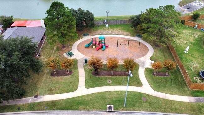 Building Photo - 8522 Chancellorsville Ln