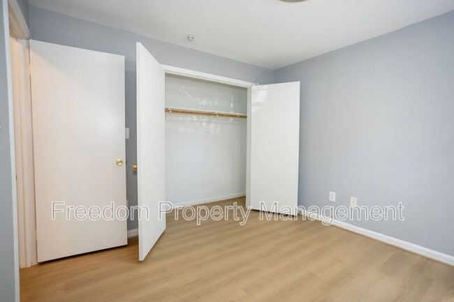 Building Photo - 17286 Wexford Loop