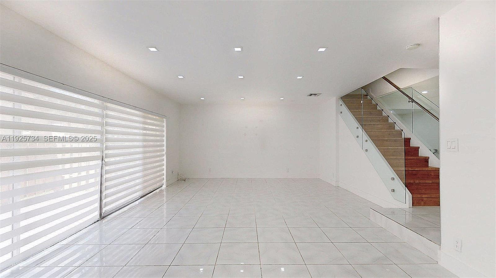 Building Photo - 8212 NW 8th Pl