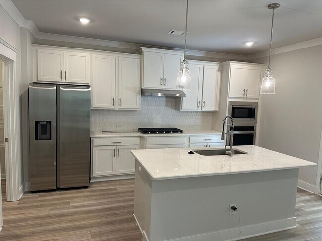 Building Photo - 796 Winding Rose Dr