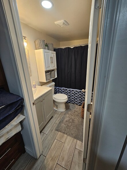 Building Photo - 6339 Jeff St