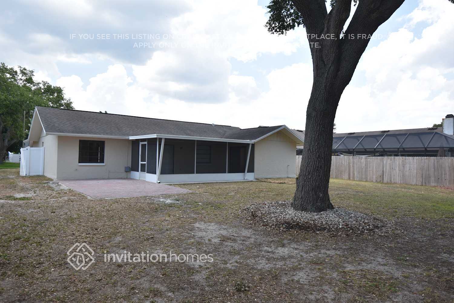 Building Photo - 1617 Carter Oaks Dr