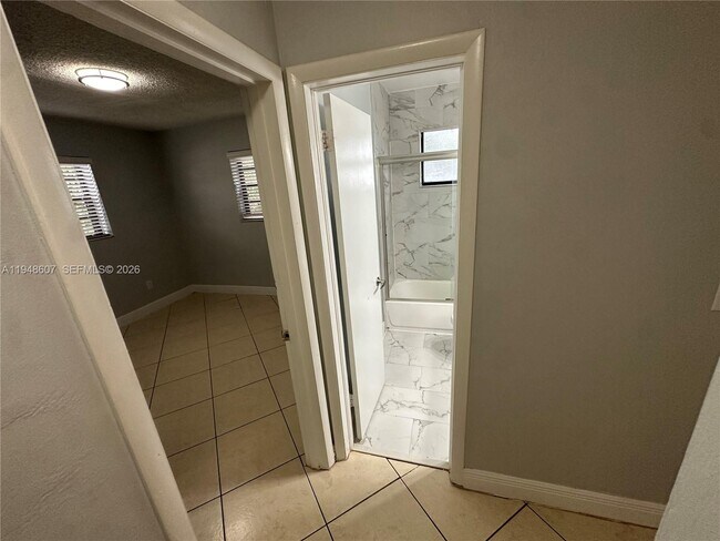 Building Photo - 7860 SW 16th St