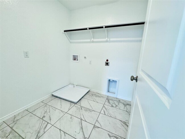 Building Photo - 1435 Marley