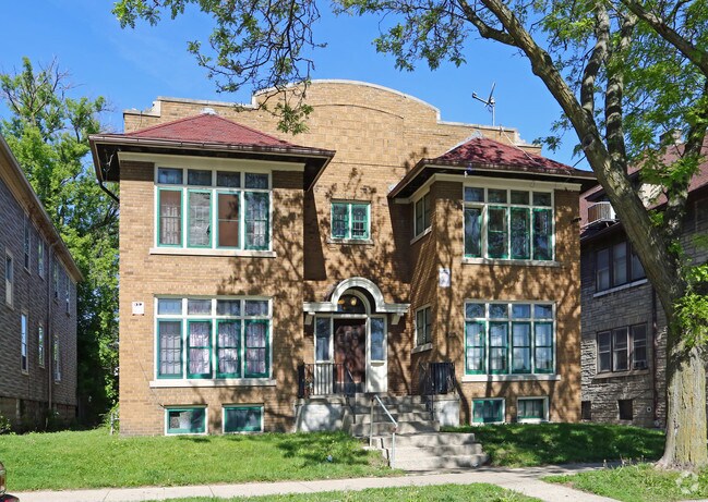 Primary Photo - 820-823 S 22nd St