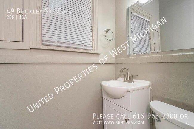 Building Photo - Available Now | 2 Bed, 1 Bath Upper Level ...